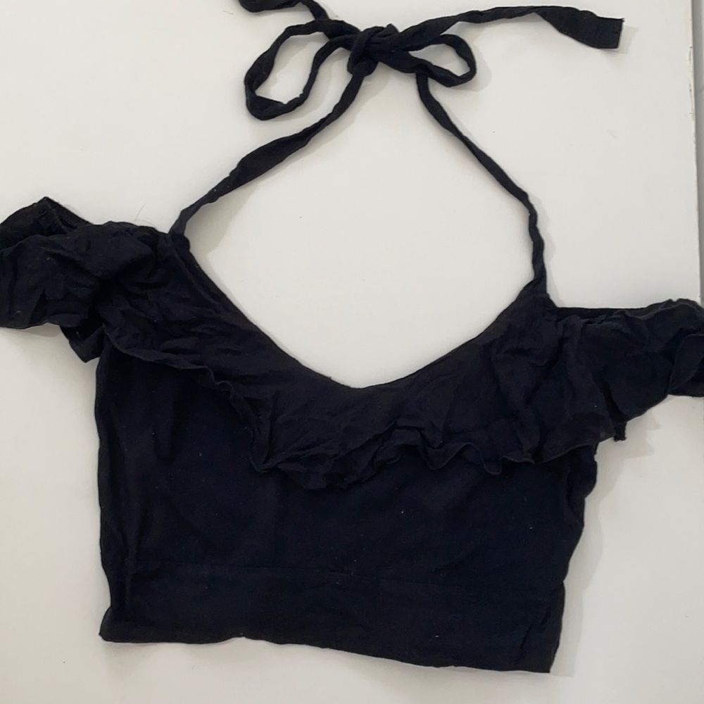 Crop top. Ties around the neck. Small